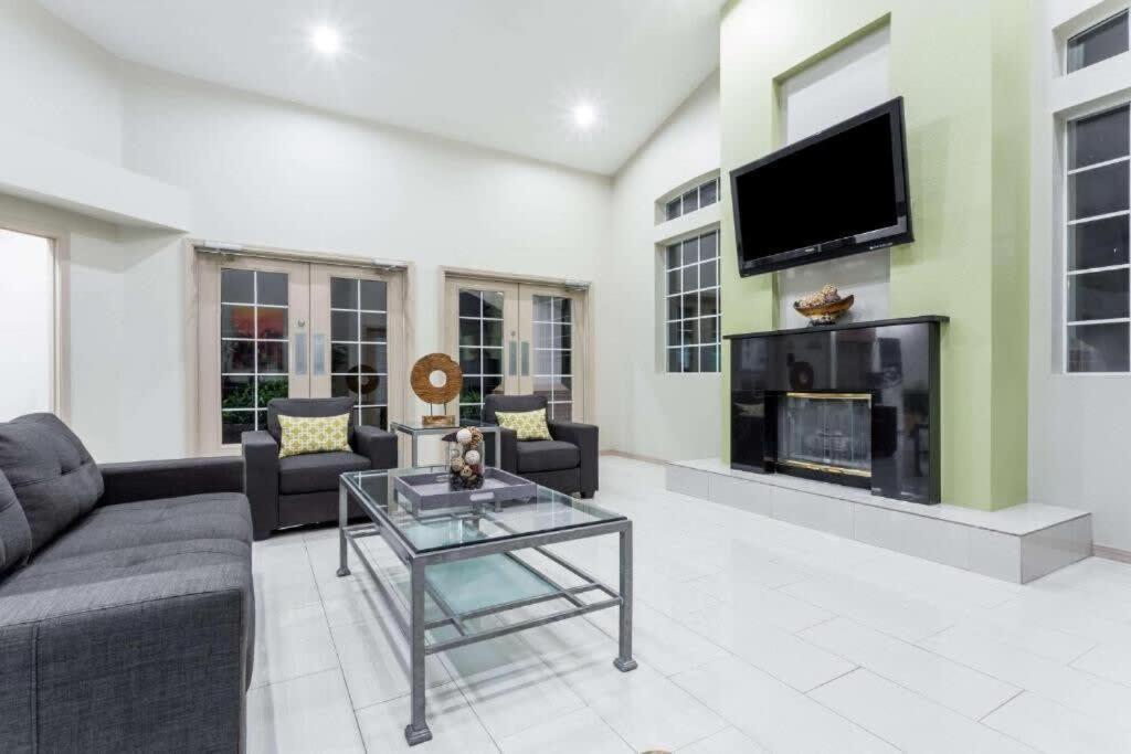 Chandler Promo 1Bd 1Ba Exterior photo